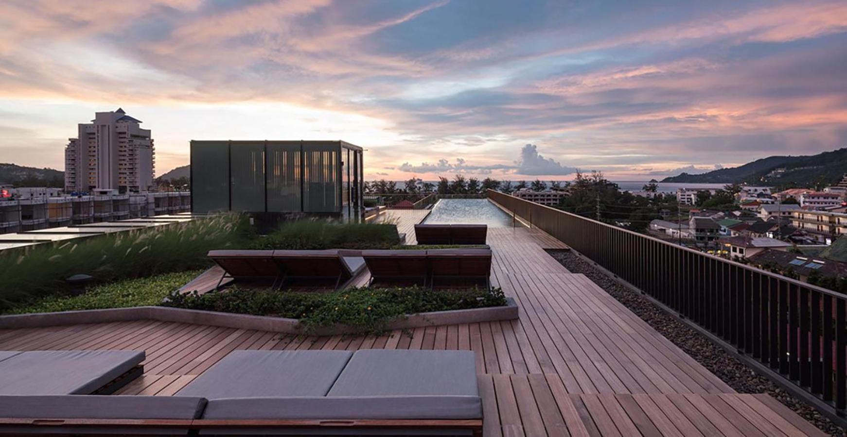 The Deck Condominium Patong Beach Экстерьер фото